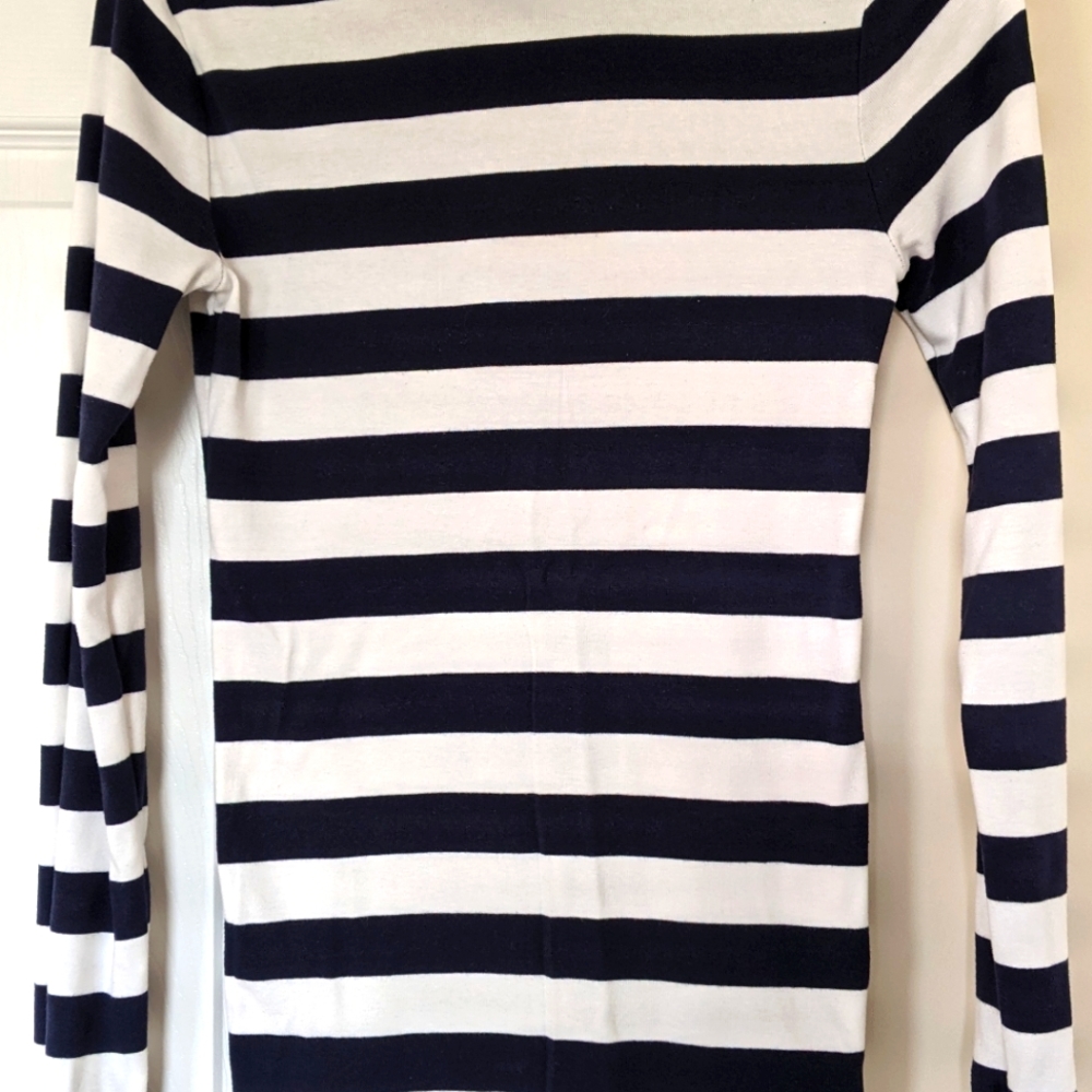 Gap Striped Turtleneck super soft Small